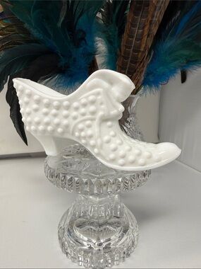 Vintage Fenton Milk Glass Hobnail Slipper